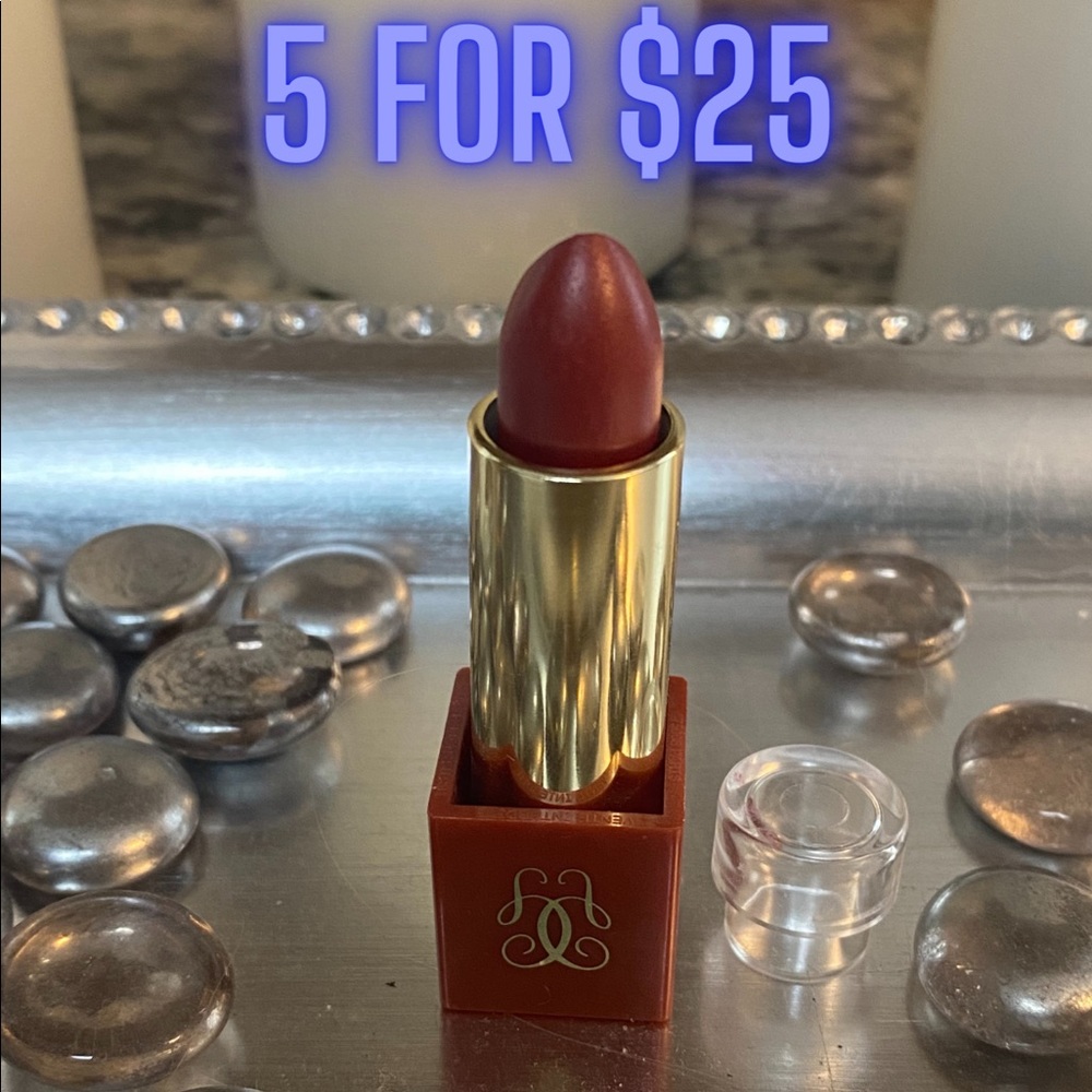 5/$25 Guerlain kiss kiss lipstick 💄 #522